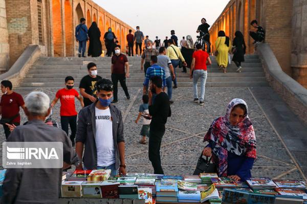 جولان کرونا آثار و جاذبه های تاریخی و گردشگری اصفهان را جولان کرونا آثار و جاذبه های تاریخی و گردشگری اصفهان را دوباره تعطیل کرد