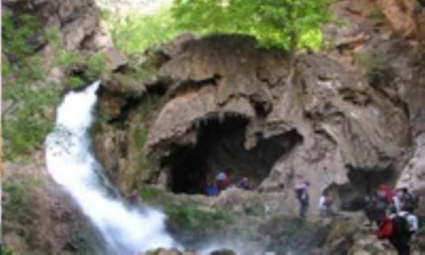 خانه آبشارها در چهار محال و بختیاری، آتشگاه
