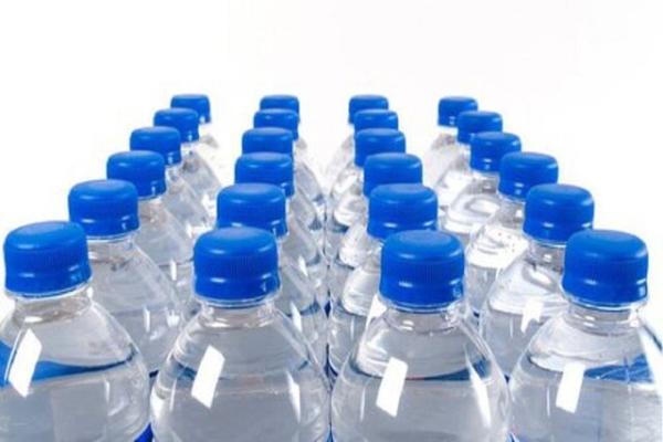 آیا کیفیت آب های بطری شده، قابل قبول است؟