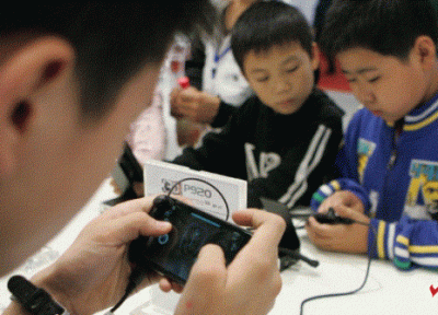 محدودیت های دولت چین برای بازی های کامپیوتری ، مبارزه با نزدیک بینی بچه ها در دستور کار پکن نهاده شد
