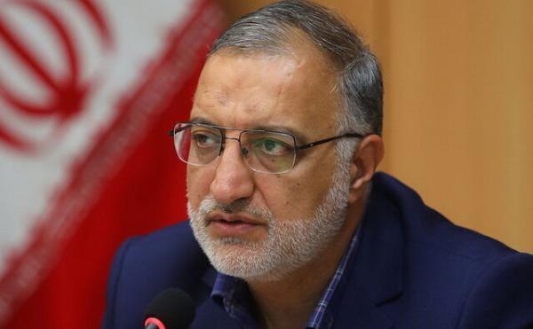 عکس ، حضور زاکانی در منزل یکی از جانباختگان حادثه خلازیر عکس ، حضور زاکانی در منزل یکی از جانباختگان حادثه خلازیر