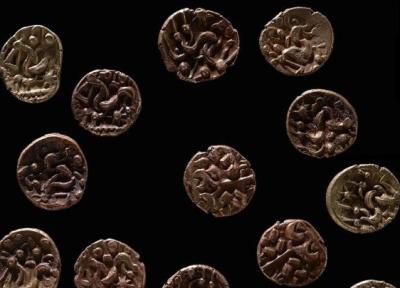 کشف گنجینۀ سکه های طلایی عجیب در ولز